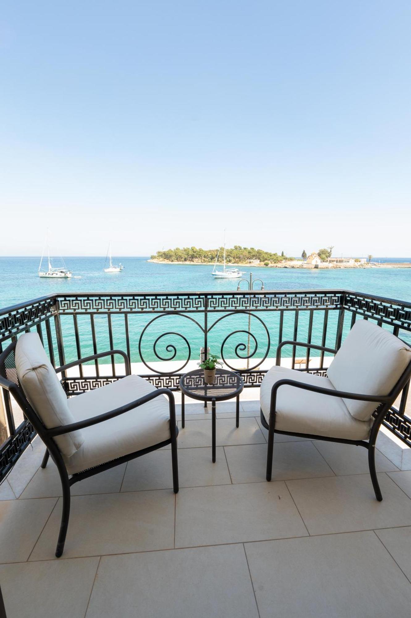 La Boheme Hotel Гитио Екстериор снимка